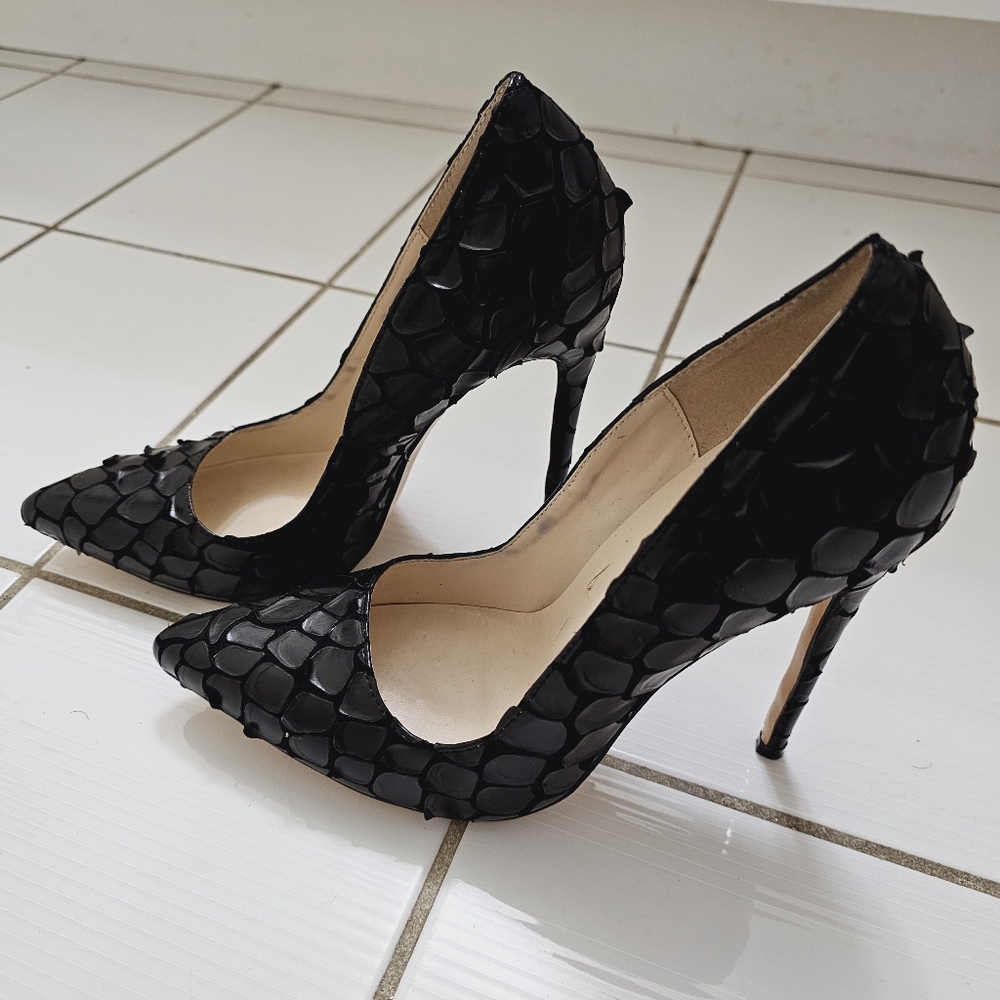 Sexy Stiletto Leather Black Sz 8 US